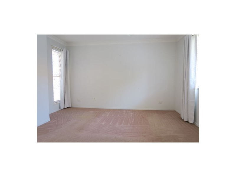 1/10 Cocos Place, Raceview QLD 4305