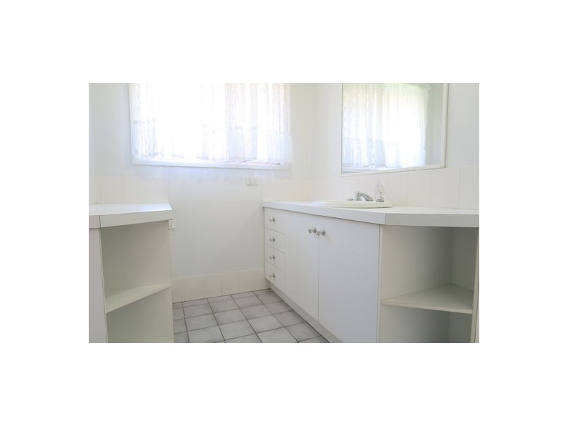 1/10 Cocos Place, Raceview QLD 4305