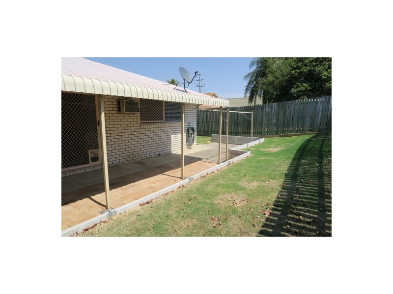1/10 Cocos Place, Raceview QLD 4305