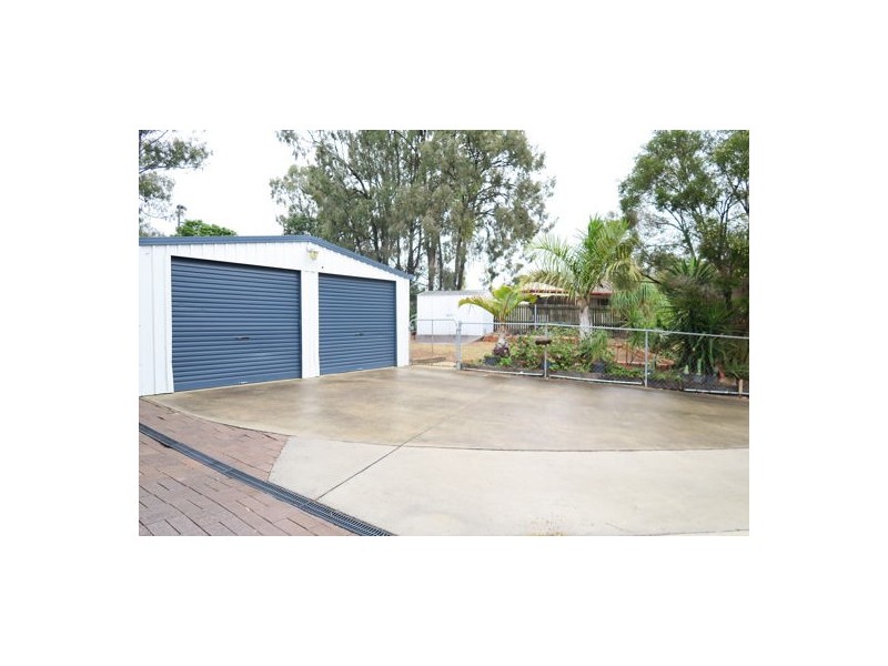 4 Marlyn Street, Yamanto QLD 4305