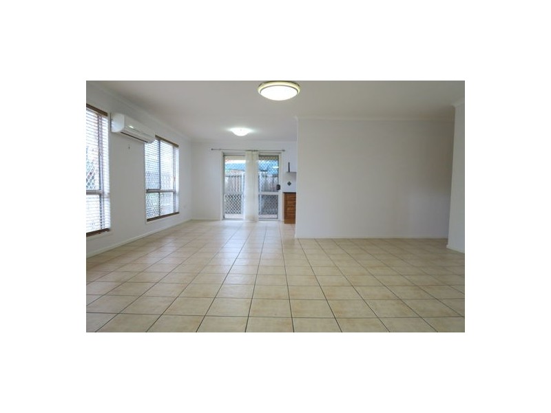 4 Marlyn Street, Yamanto QLD 4305