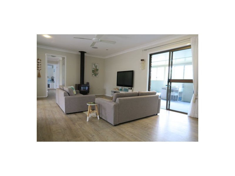3 Alfred Place, Flinders View QLD 4305