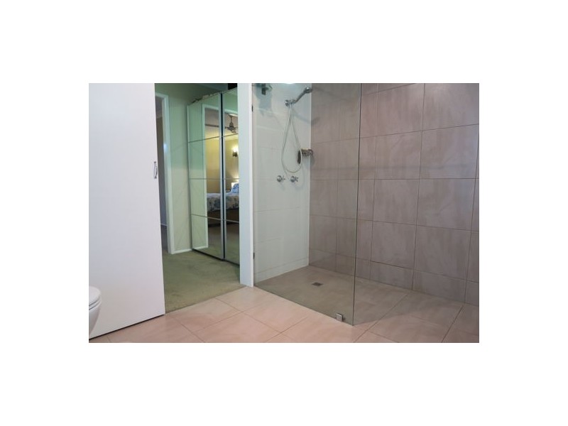 3 Alfred Place, Flinders View QLD 4305