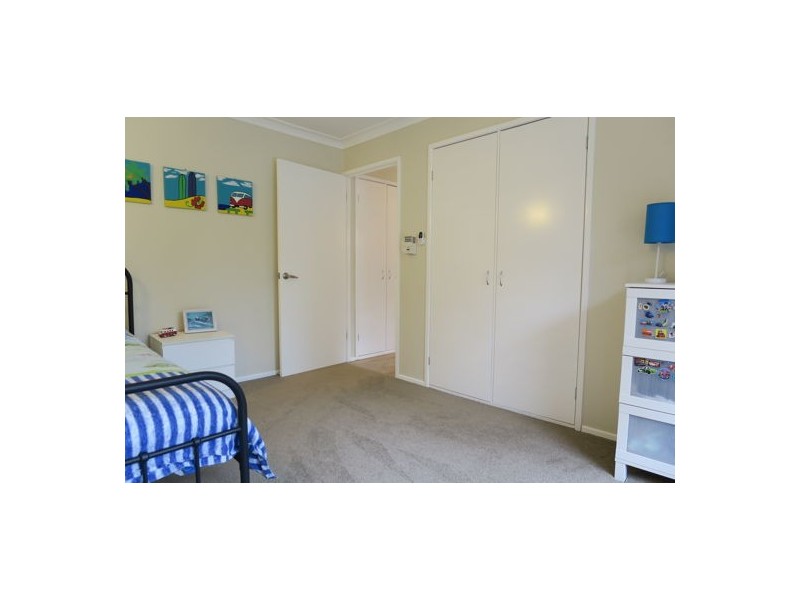 3 Alfred Place, Flinders View QLD 4305