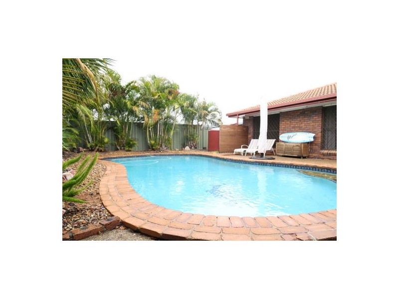 3 Alfred Place, Flinders View QLD 4305