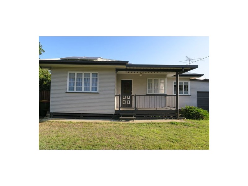 11 Cemetery Road, Raceview QLD 4305