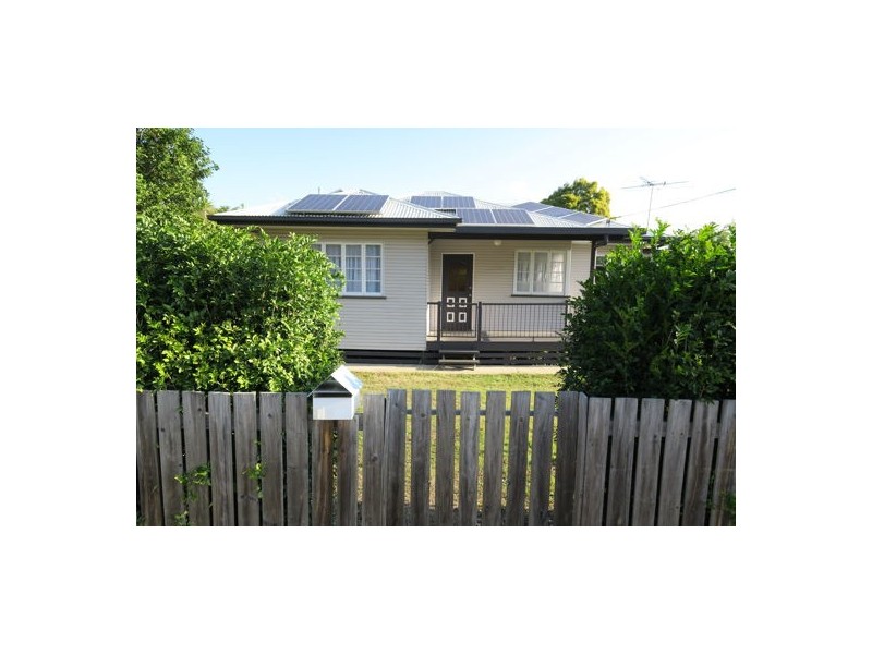 11 Cemetery Road, Raceview QLD 4305