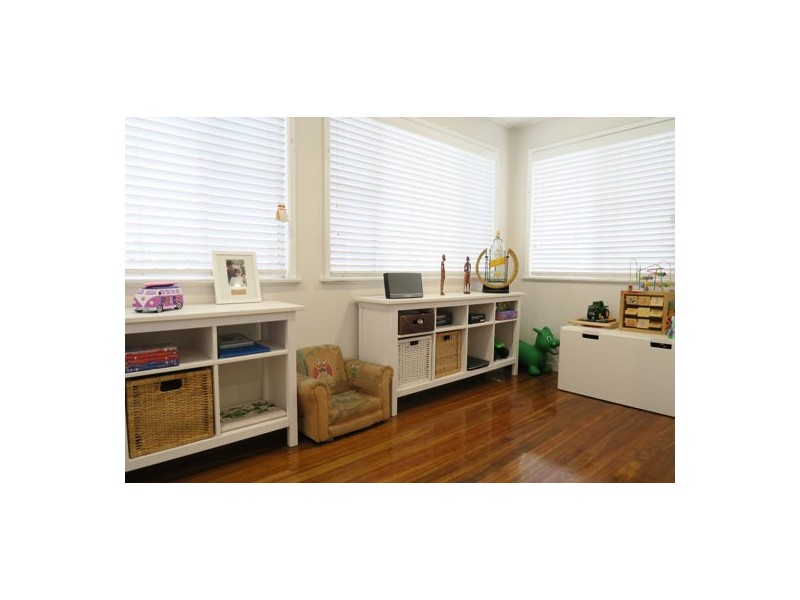 37 Cascade Street, Raceview QLD 4305