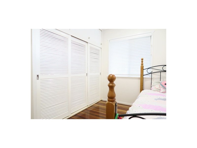 37 Cascade Street, Raceview QLD 4305