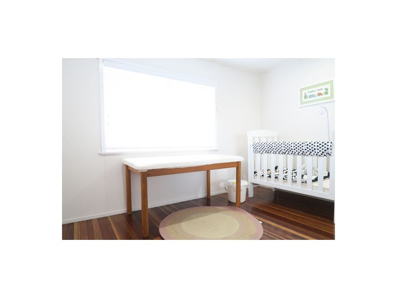 37 Cascade Street, Raceview QLD 4305