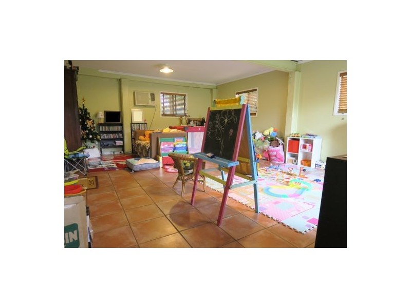 29 Mary Street, Bundamba QLD 4304