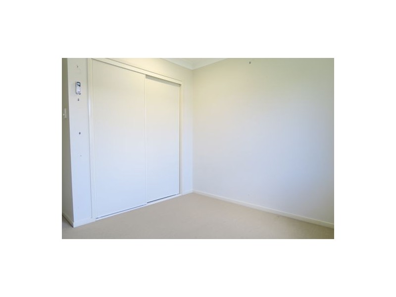 15 Waratah Court, Yamanto QLD 4305