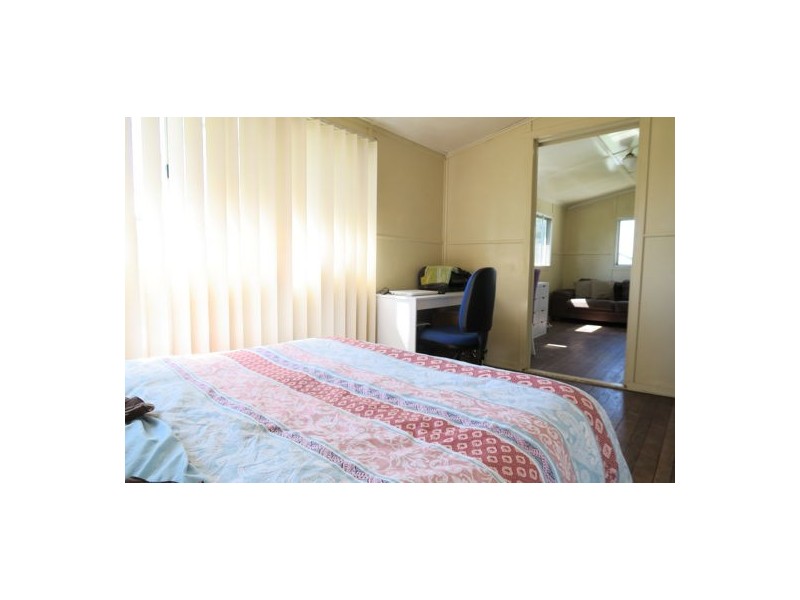 20 Coyne Street, One Mile QLD 4305