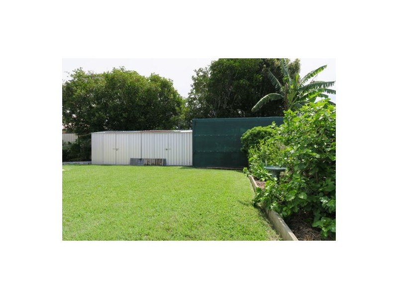 9 Pioneer Drive, Raceview QLD 4305