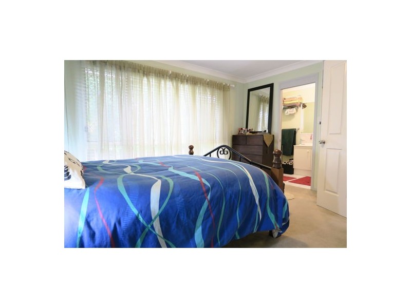 9 Pioneer Drive, Raceview QLD 4305