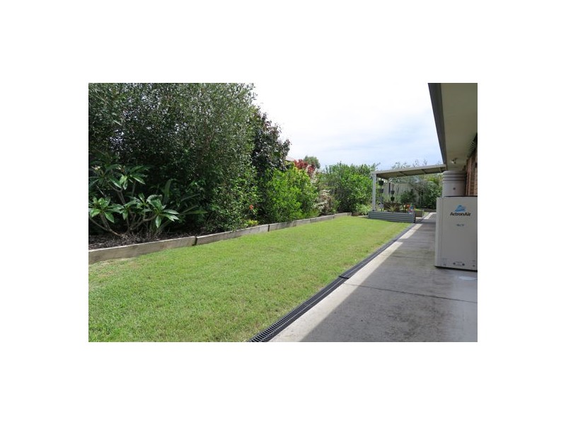 9 Pioneer Drive, Raceview QLD 4305