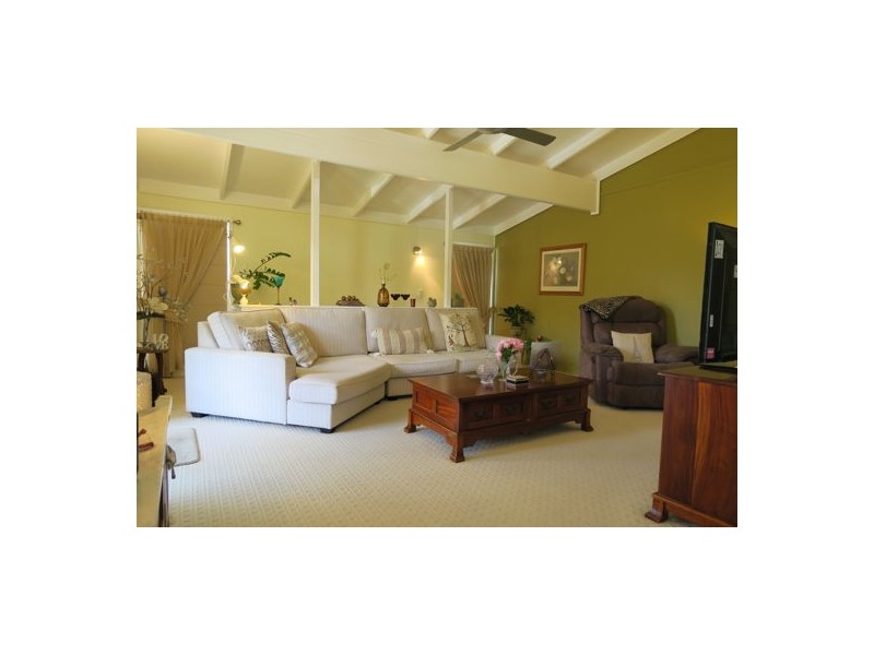 6 Portley Street, Bundamba QLD 4304