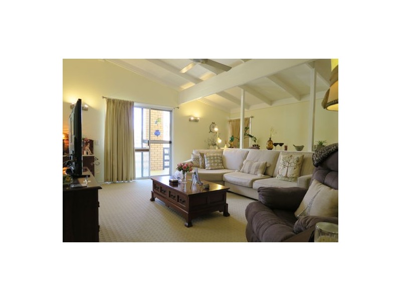 6 Portley Street, Bundamba QLD 4304