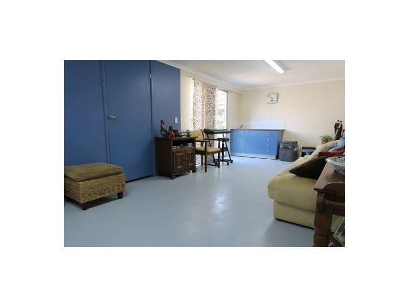 6 Portley Street, Bundamba QLD 4304