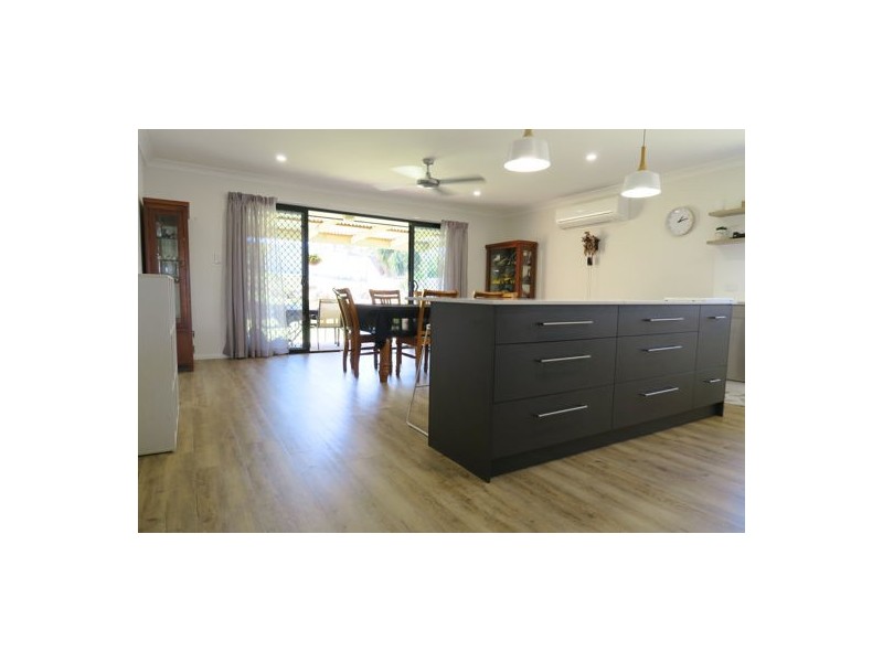 57 Lakeview Drive, Deebing Heights QLD 4306