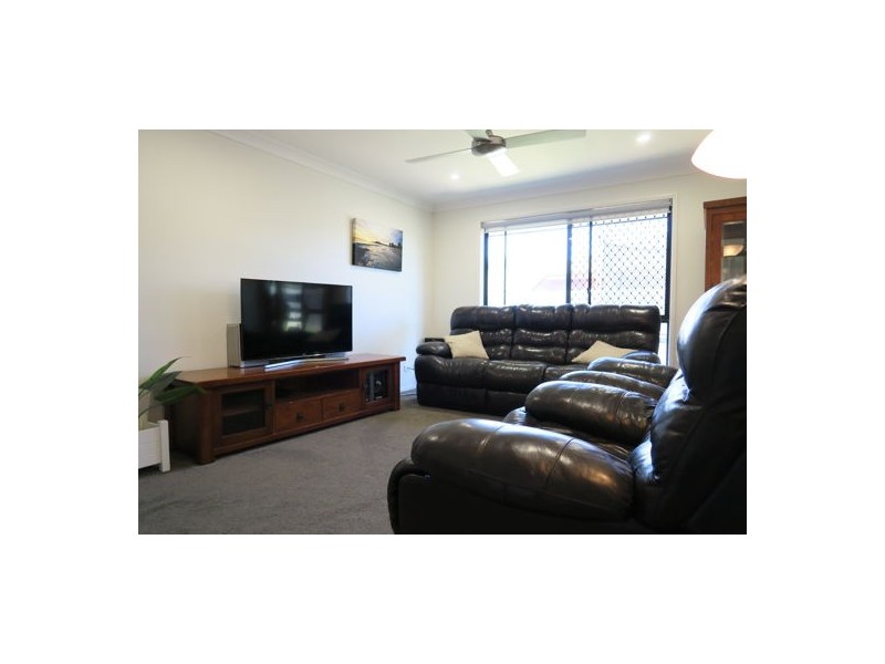 57 Lakeview Drive, Deebing Heights QLD 4306