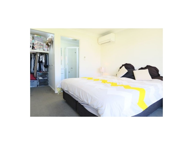 57 Lakeview Drive, Deebing Heights QLD 4306