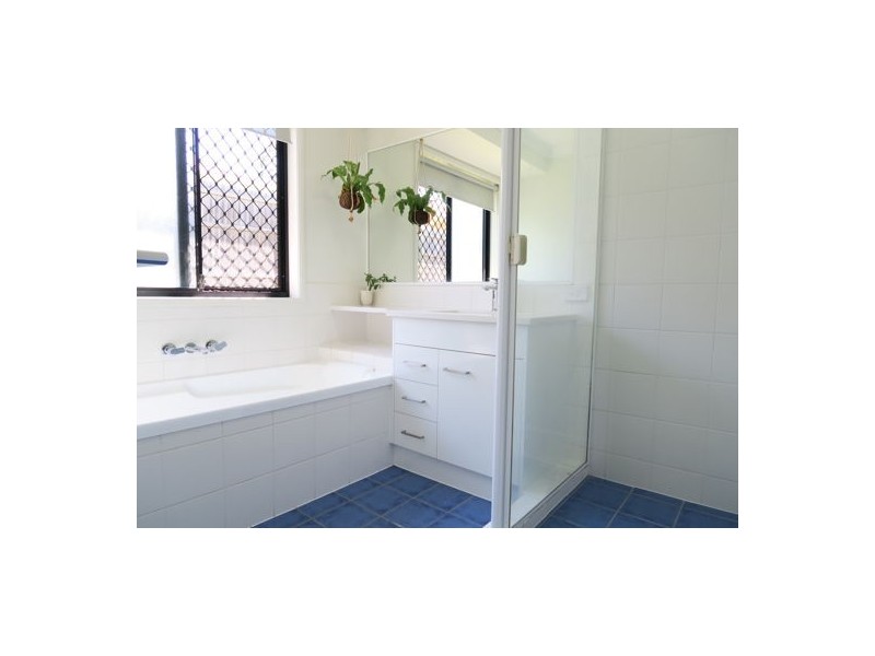 57 Lakeview Drive, Deebing Heights QLD 4306