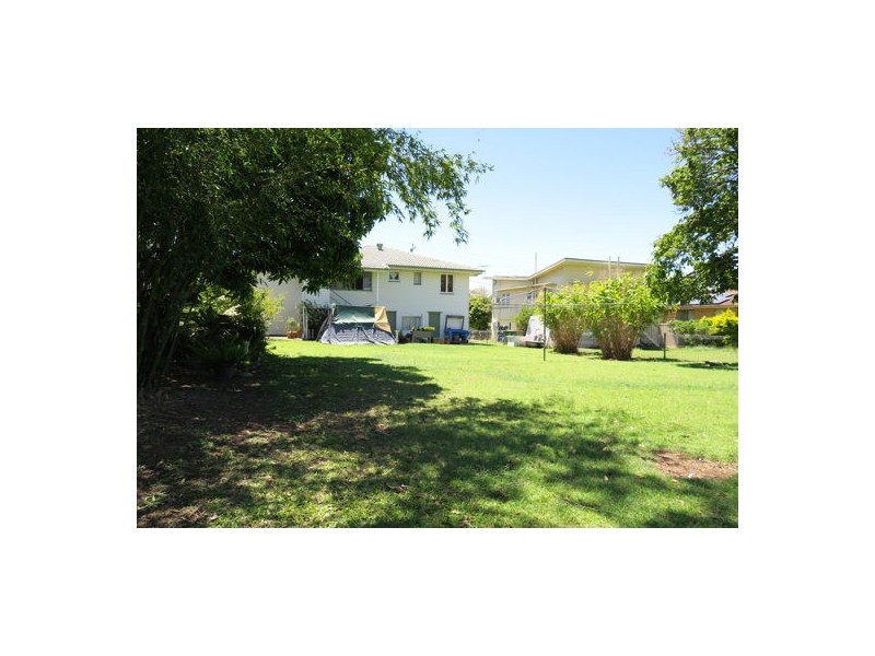 20 Marginson Street, Leichhardt QLD 4305