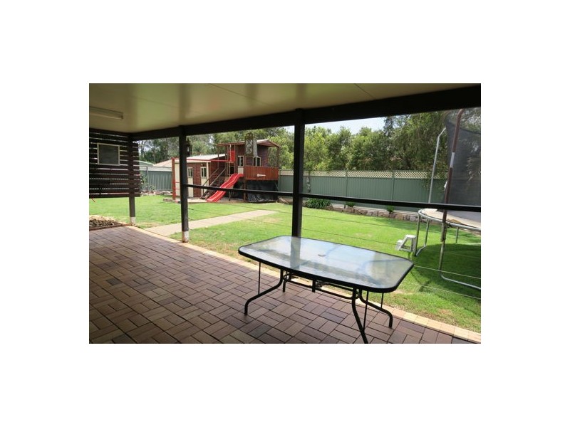 56 Equestrian Drive, Yamanto QLD 4305