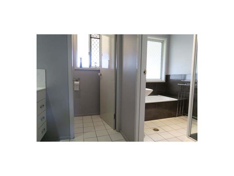 56 Equestrian Drive, Yamanto QLD 4305