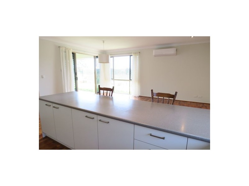 36 Eric Drive, Blackstone QLD 4304