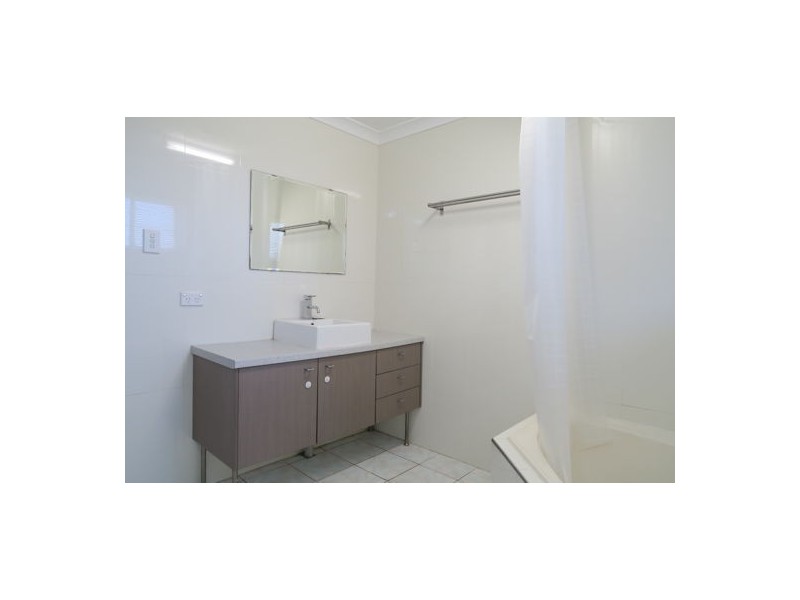 21 Trumpy Street, Silkstone QLD 4304