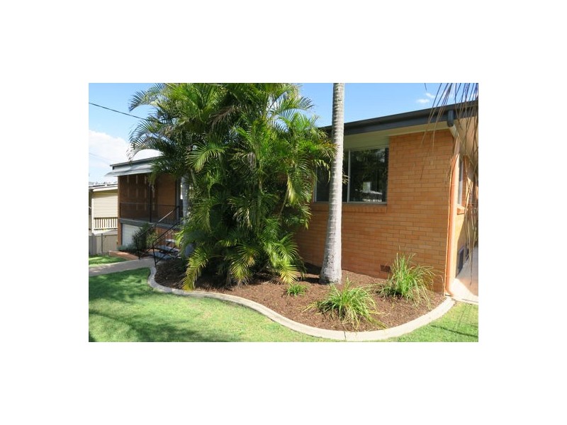 21 Trumpy Street, Silkstone QLD 4304