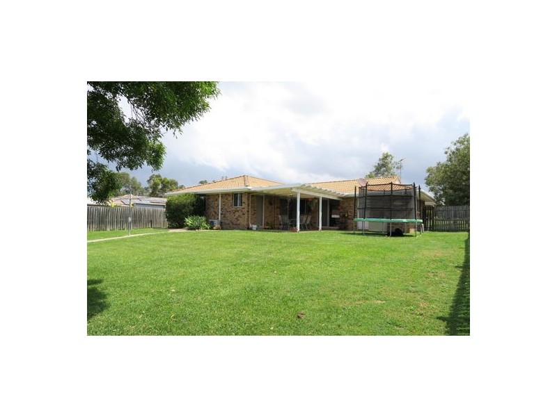 12 Percheron Court, Yamanto QLD 4305