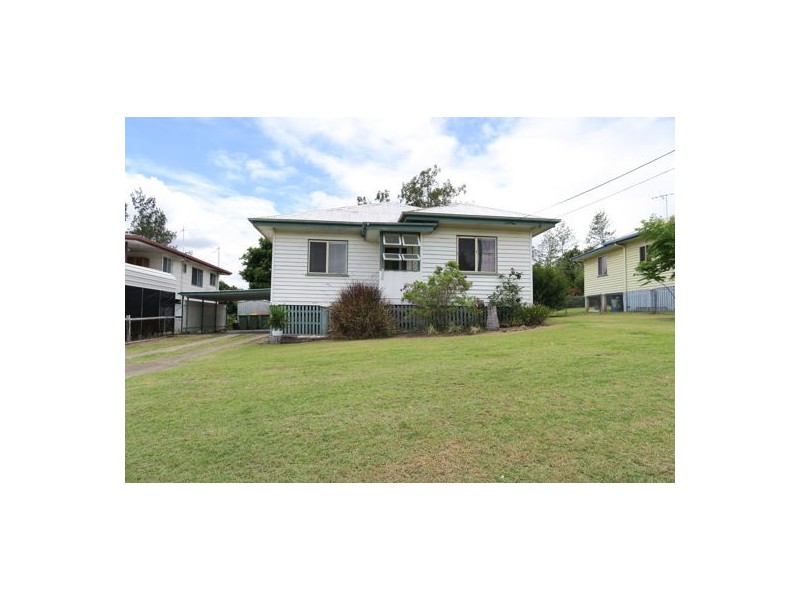 2 McMahon Street, Bundamba QLD 4304