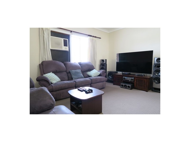 2 McMahon Street, Bundamba QLD 4304