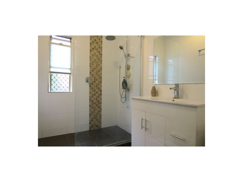 2 McMahon Street, Bundamba QLD 4304