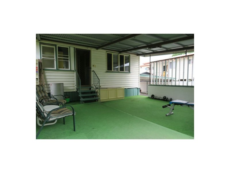 2 McMahon Street, Bundamba QLD 4304