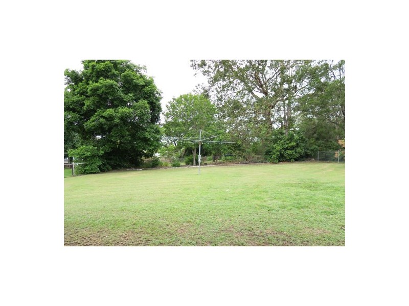 2 McMahon Street, Bundamba QLD 4304