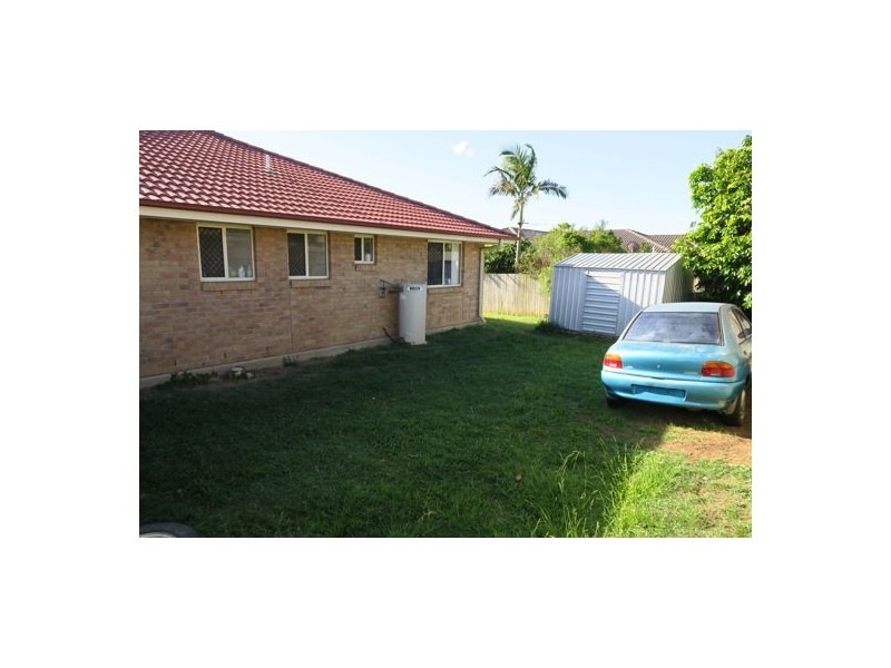 6 Wattle Crescent, Raceview QLD 4305