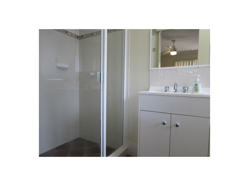 6 Wattle Crescent, Raceview QLD 4305