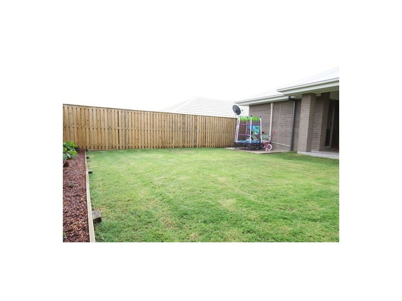 33 Beaufortia Street, Deebing Heights QLD 4306