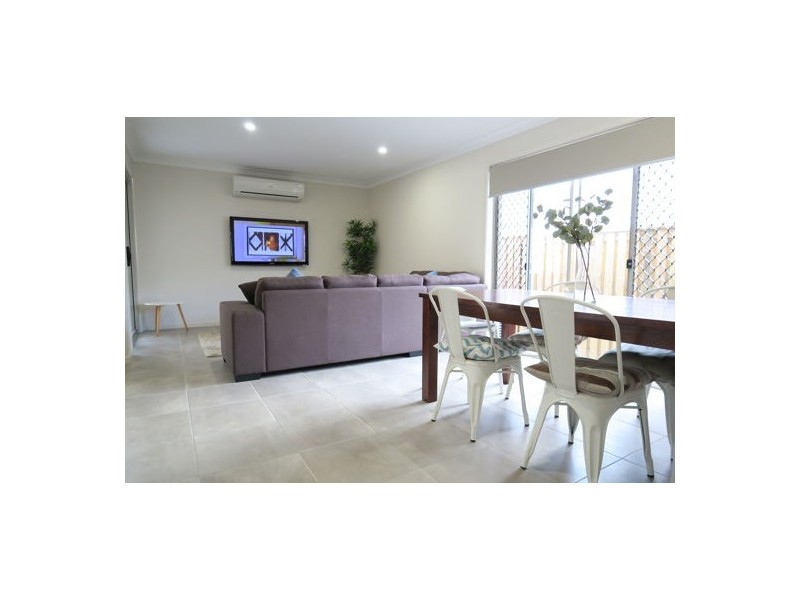 33 Beaufortia Street, Deebing Heights QLD 4306