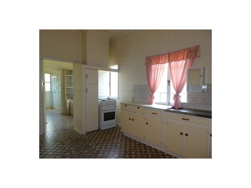 4 Lennon Lane, North Ipswich QLD 4305