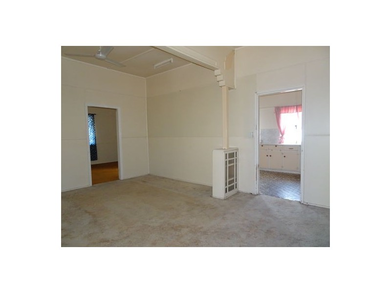 4 Lennon Lane, North Ipswich QLD 4305