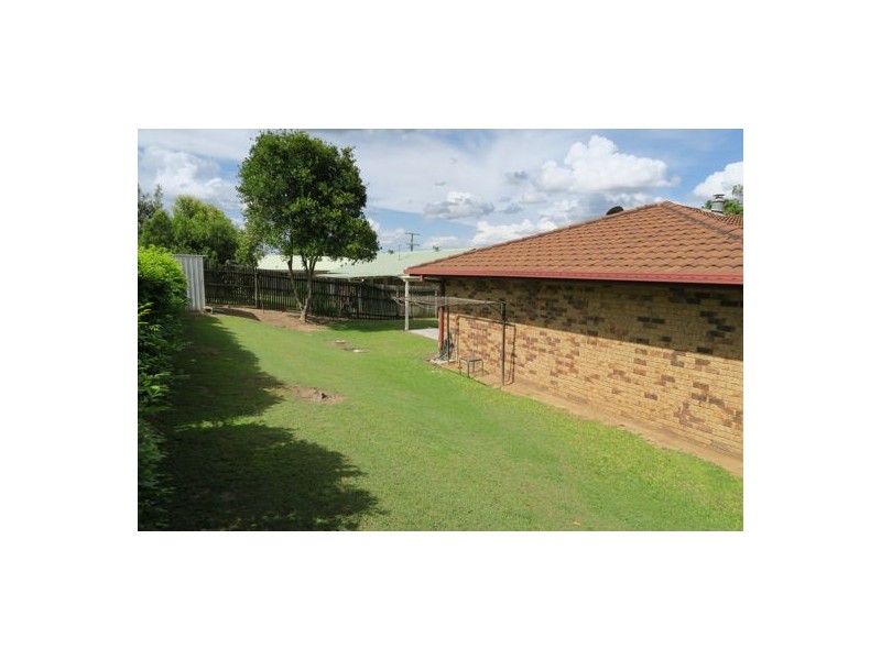 25 High Street, Brassall QLD 4305