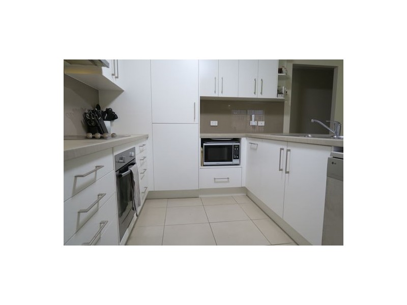 10 Nicole Place, Yamanto QLD 4305