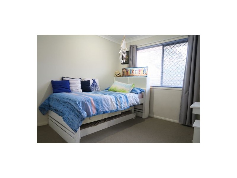 10 Nicole Place, Yamanto QLD 4305