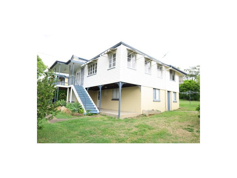 11 Cramb Street, Eastern Heights QLD 4305