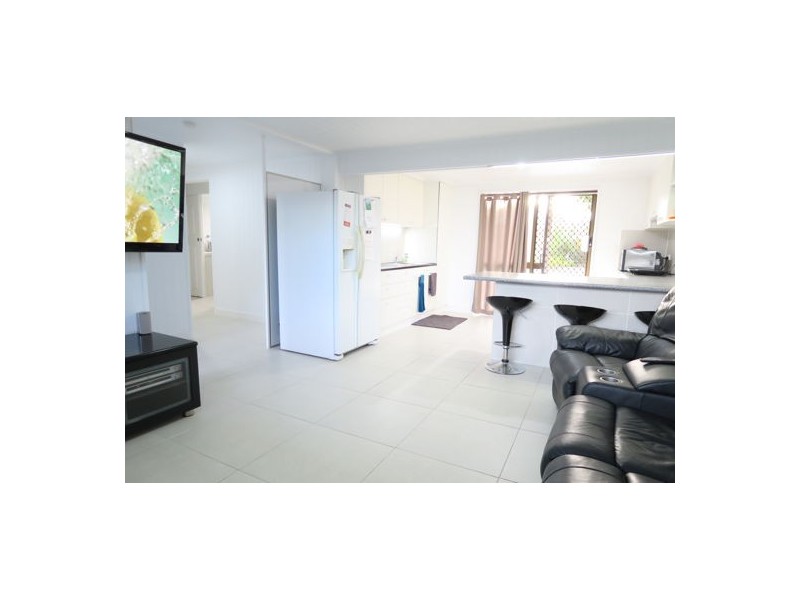 12 Sunshine Crescent, Brassall QLD 4305
